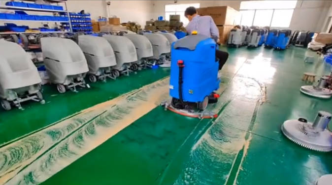 涪陵2023年还在用人工的物业保洁不妨试试洗地机吧