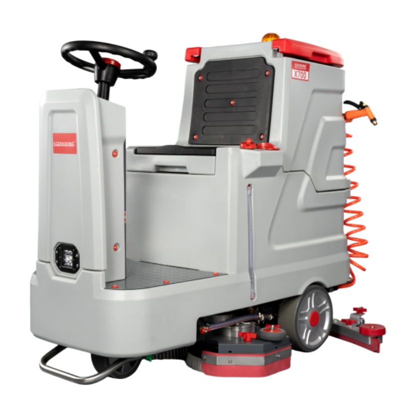 涪陵坦洁全自动驾驶式洗地机X700